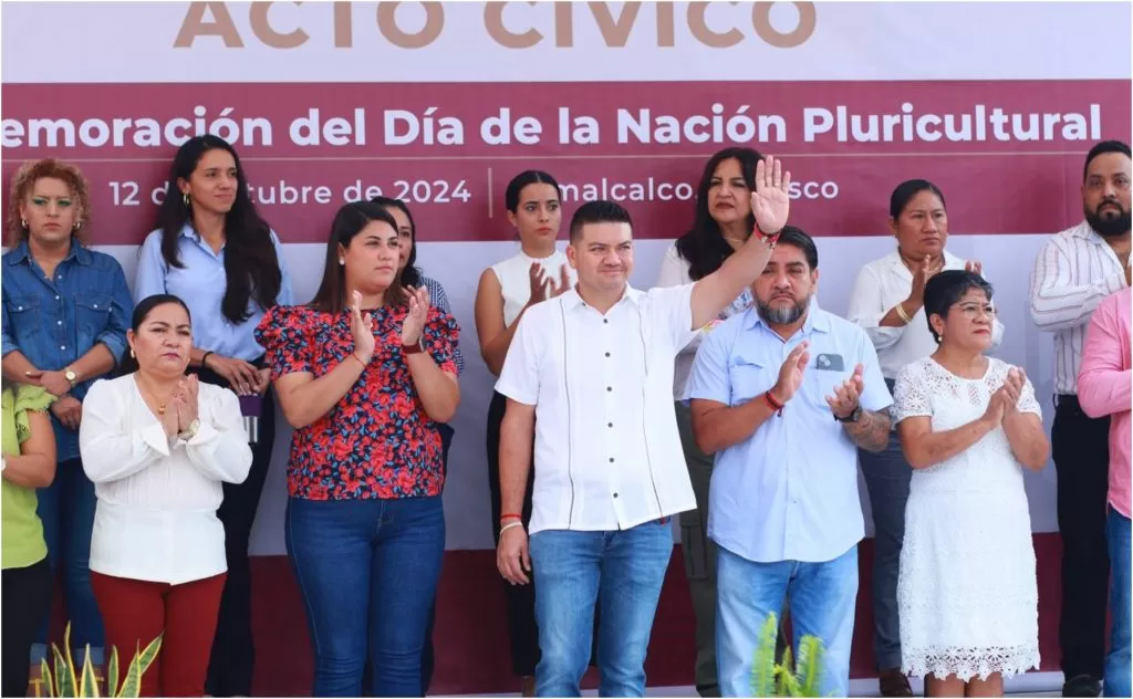 Gobierno de Comalcalco conmemora el Día de la Nación Pluricultural