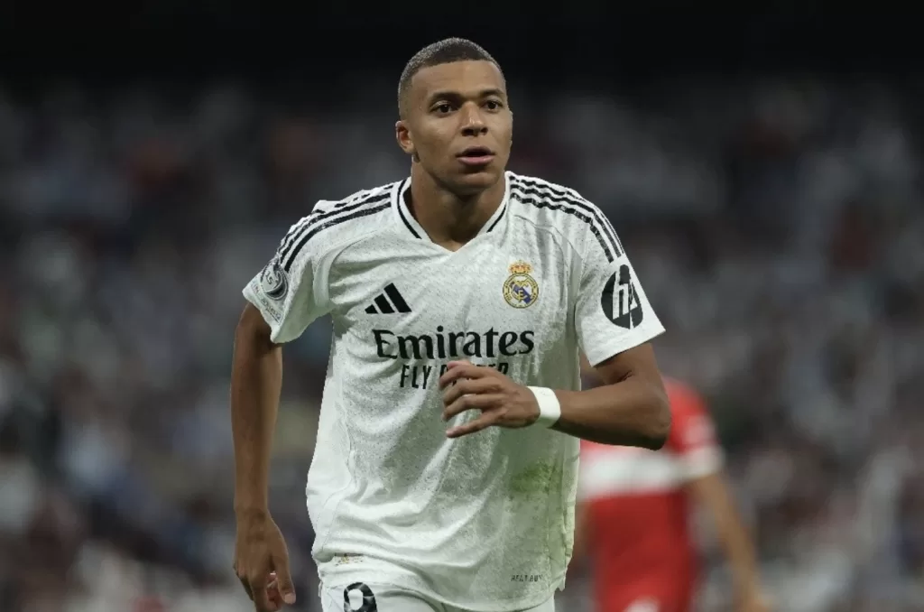 Rechaza Kylian Mbappé caso por violación luego de reportes de medios