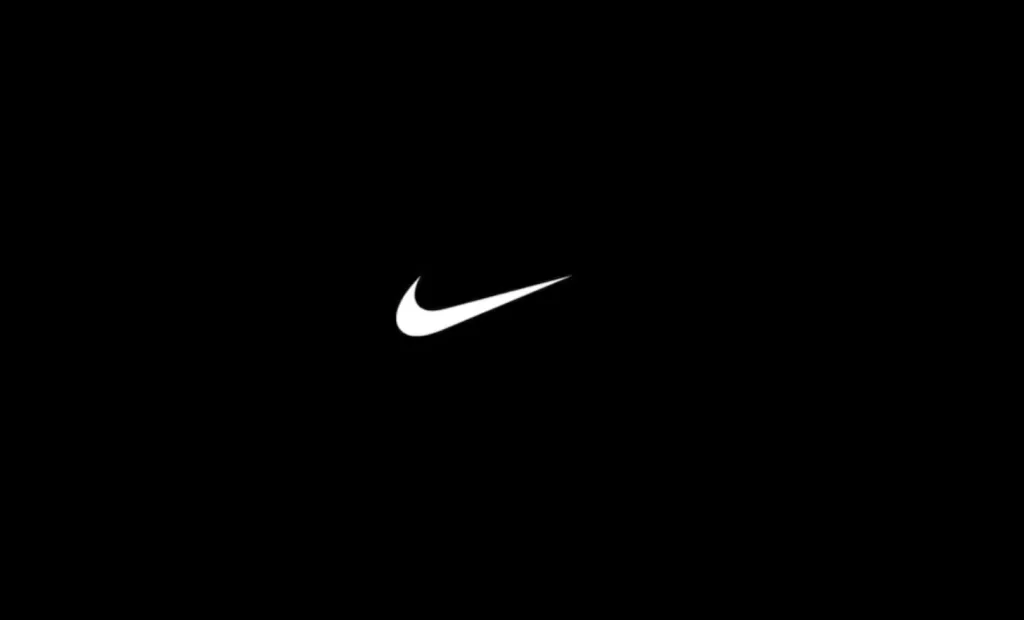 Cae Nike un 8% en Wall Street tras retirar sus previsiones del año fiscal