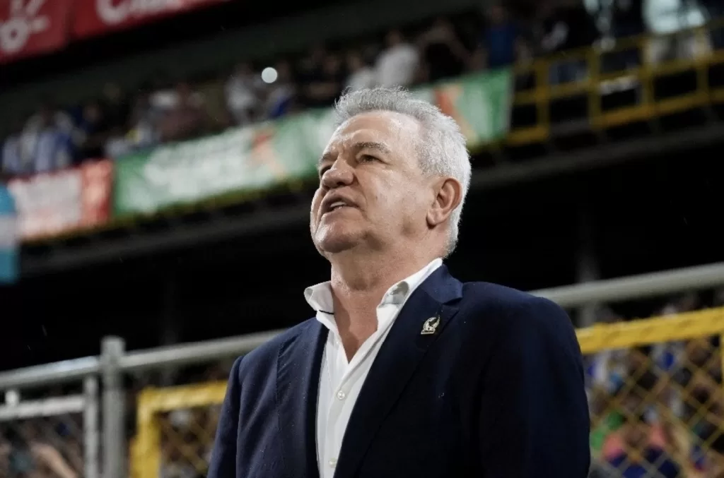 Condena la FIFA la agresión que sufrió Javier Aguirre