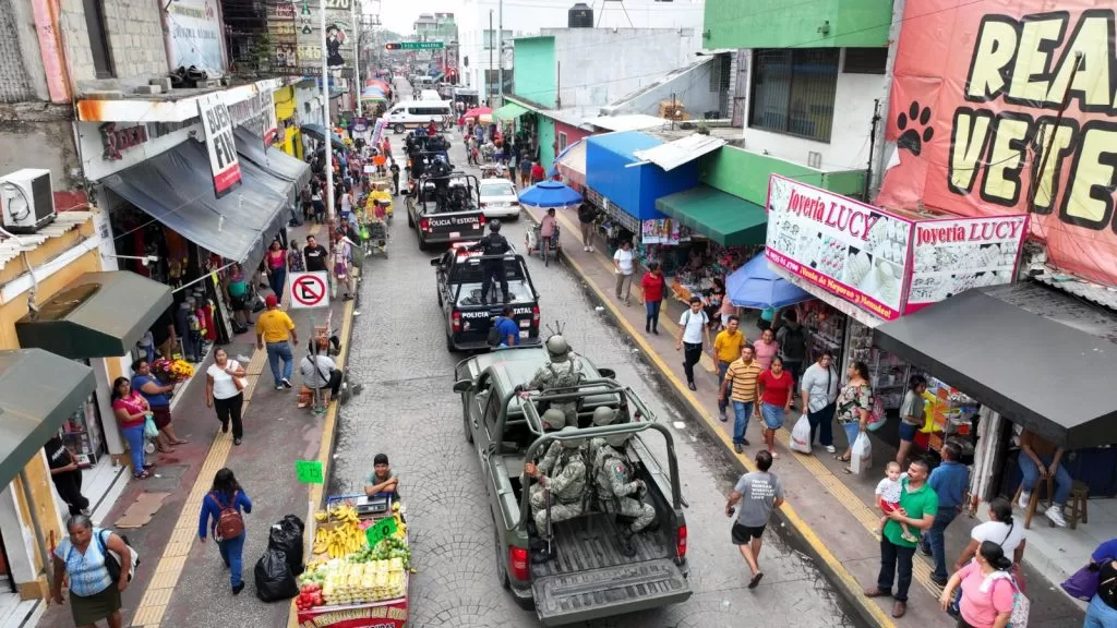 Transcurren compras del Buen Fin en paz gracias a operativo en Tabasco