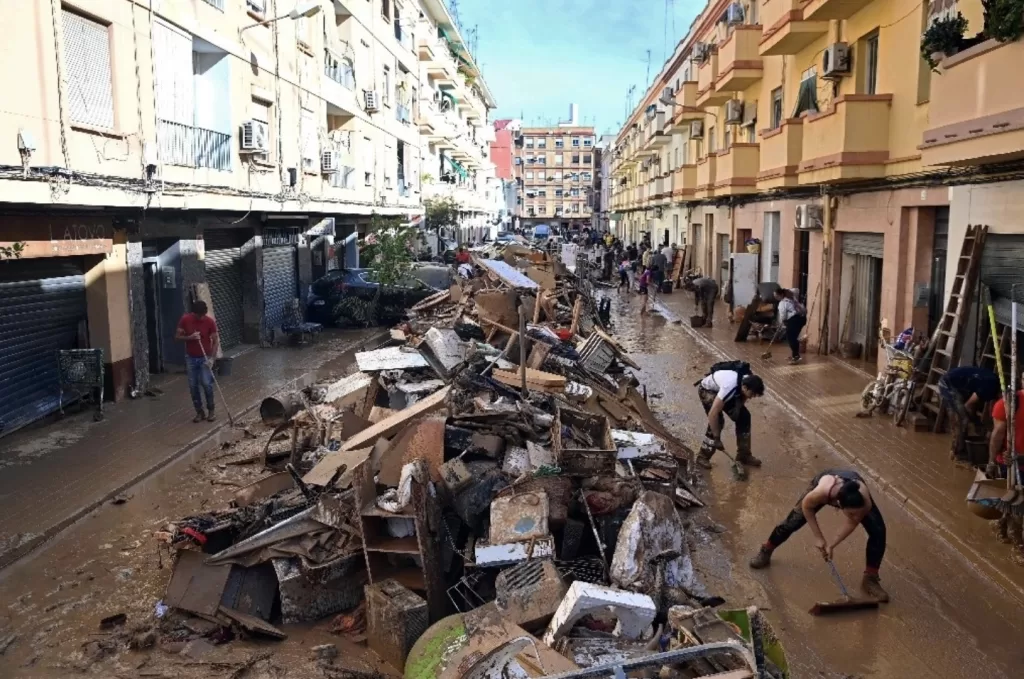 "Impactante" Se eleva a 205 los fallecidos por lluvias torrenciales en España