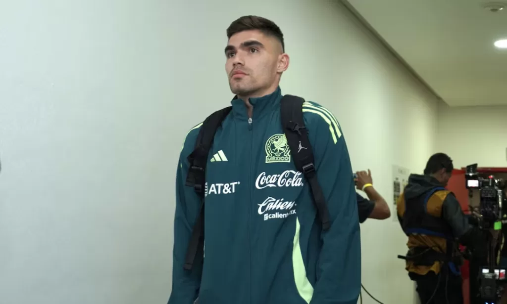 Johan Vásquez, a la baja de la Selección Mexicana previo a la Nations League