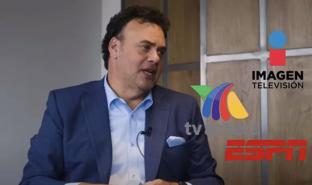 Explota David Faitelson contra conductor de otra empresa que le dijo "payasito"