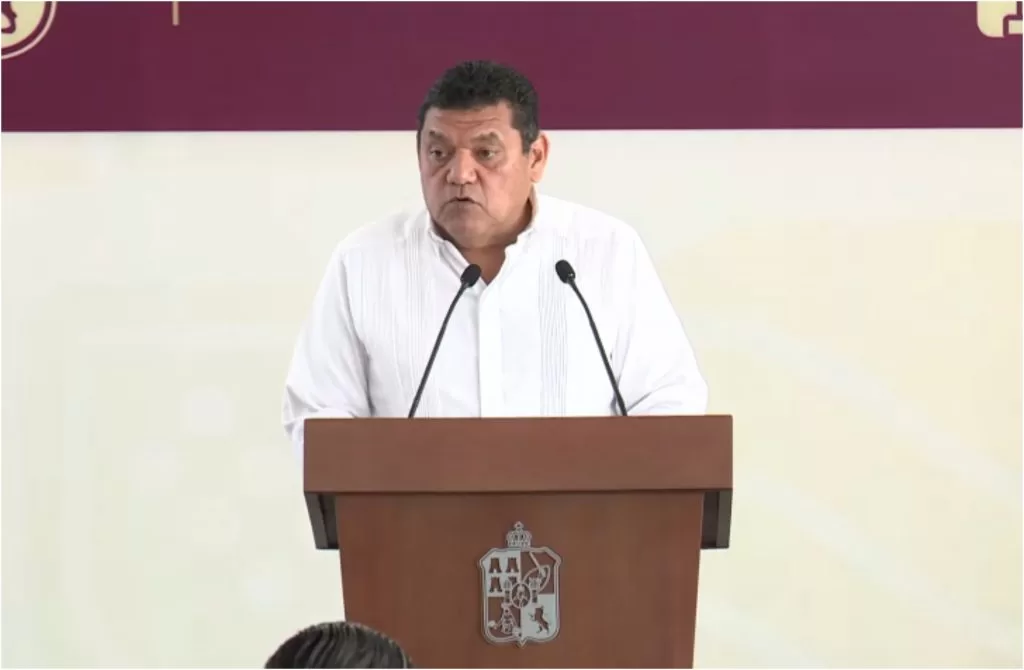 Destaca gobernador de Tabasco transparencia y cercanía en conferencias