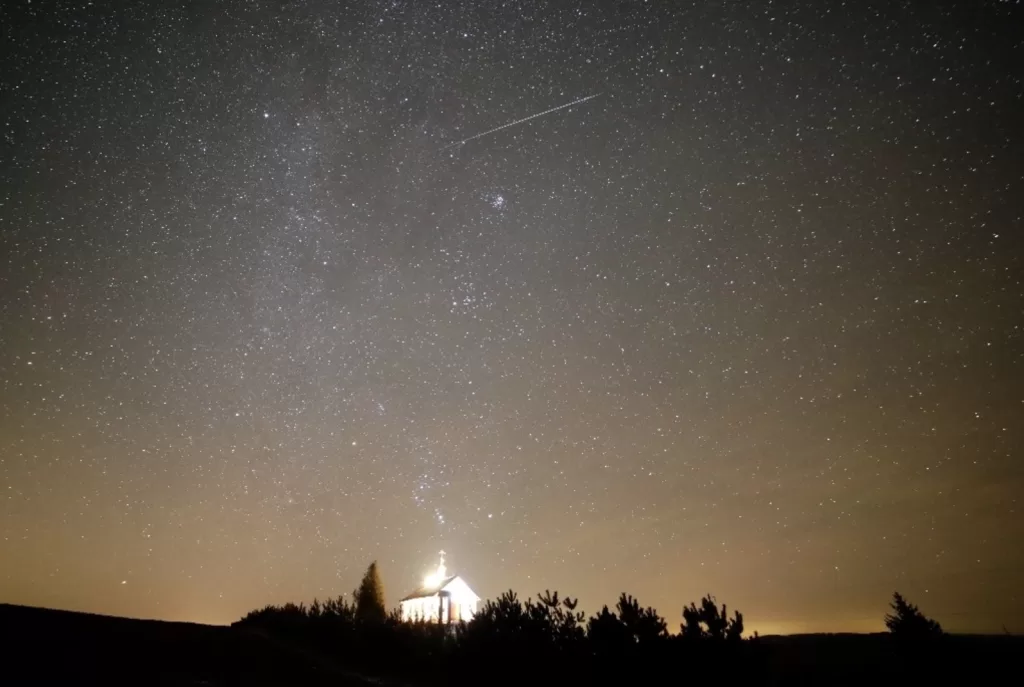 Anuncian científicos lluvia de estrellas gemínidas; de las más intensas del año