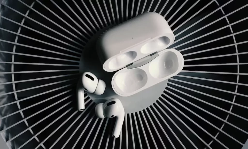 Conoce cómo limpiar tus AirPods sin dañarlos